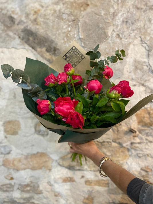 🌸 Les astuces de Bettina : Comment faire durer votre bouquet de fleurs fraîches plus longtemps ?