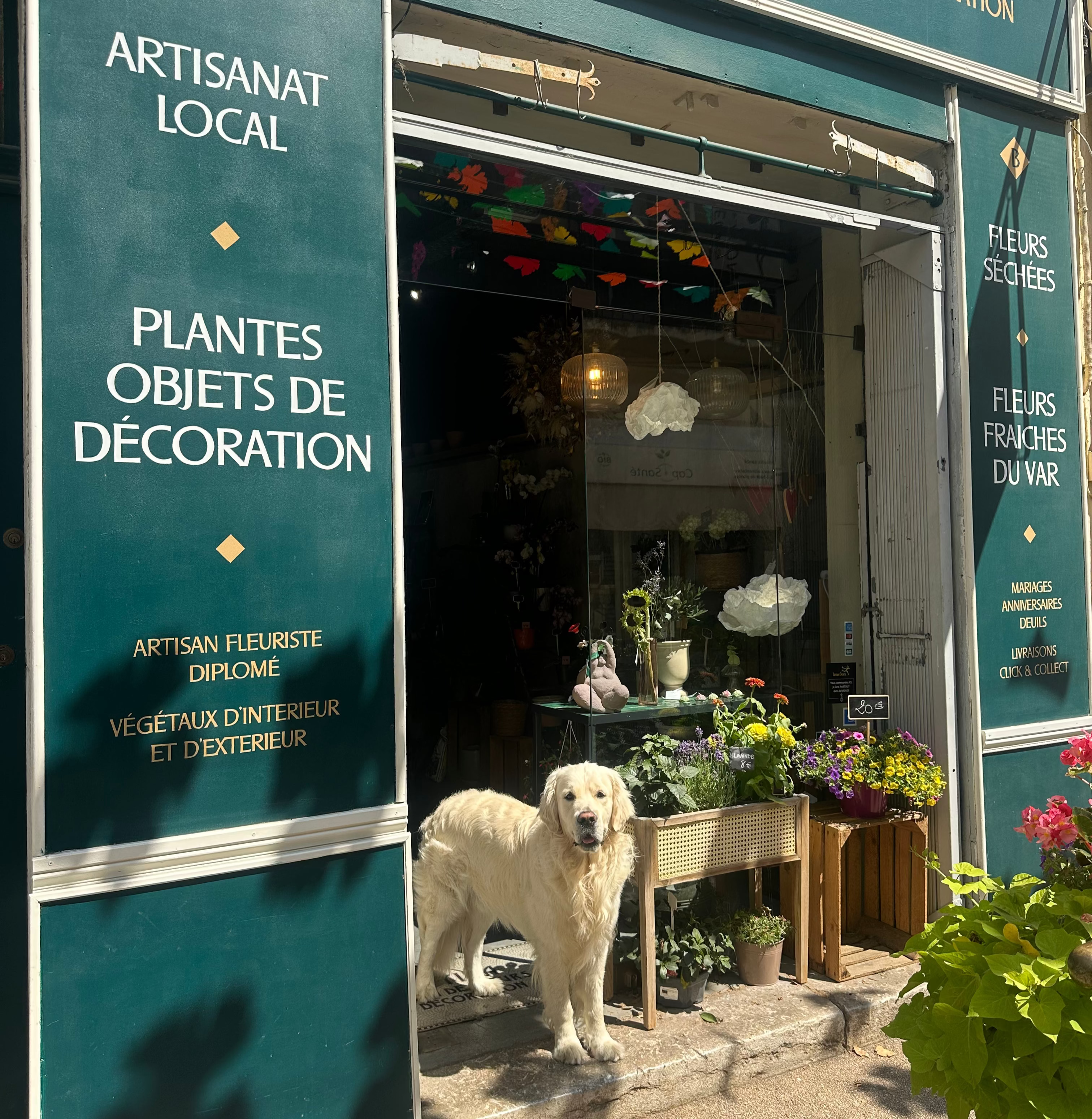 Devanture de la boutique Bettina à Saint Cyr sur Mer (83270)